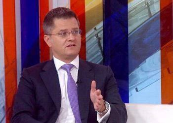 MUFTIJA IGRA ZA VUČIĆA Jeremić: Ako ste za Vučića, Zukorlića ili Vacića, izađite na izbore, ako niste, ostanite kod kuće (VIDEO)