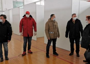 KAPA DO PODA! Cazin ne kuka, Cazin ne traži pomoć, Cazin se bori!