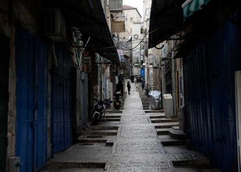 KAD SVETO IZGLEDA UKLETO: Koronavirus pogodio Jeruzalem gore od ratova i intifada
