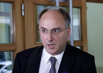 BH NOVINARI: Političari moraju prihvatiti kritiku u medijima kao dio slobode izražavanja, a ne kao klevetu