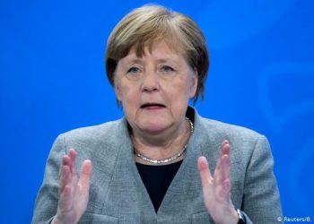 POVRATAK U NOVU SVAKODNEVNICU Merkel: Dosta s orgijom diskusija o ponovnom otvaranju! 