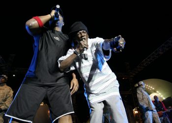 SVE JE BILA MEDIJSKA PODVALA: Flavor Flav nije izbačen iz Public Enemyja
