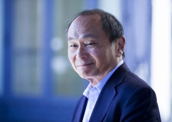 NEOLIBERALIZMU JE ODZVONILO Fukuyama: To što popularnost svih lidera raste tokom krize odraz je fenomena ‘okupljanja oko zastave’