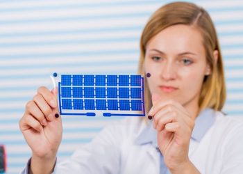 ĆELIJA TANJA OD KOSE: Pametni uređaji će se sve više oslanjati na solarno napajanje