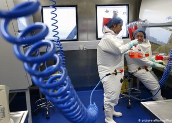 GIGANTSKI SKANDAL ILI NAUUČNA TEORIJA: Je li čovjek stvorio koronavirus u laboratoriji?