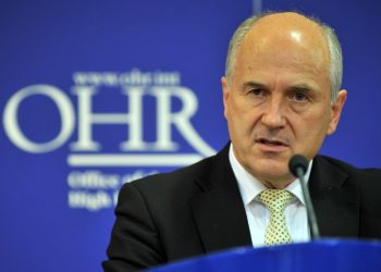 JA SAM NAJVEĆI AUTORITET U BOSNI! Inzko: Čovićev HDZ i Dodikov SNSD blokiraju uspostavu funkcionalne države
