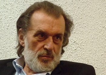 DAN KAD ĆE SRBI PROGLEDATI Drašković: Narod se obmanjuje da je Kosovo i danas u Srbiji