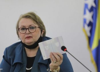 “FANTOMSKA ZVANJA”: Ministrica vanjskih poslova BiH doktorat stekla u ”tvornici diploma”?