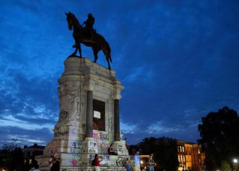 NIJE SIGURAN NI PRVI PREDSJEDNIK: Zašto se ruše spomenici ‘nedodirljivih ikona‘ povijesti SAD-a?