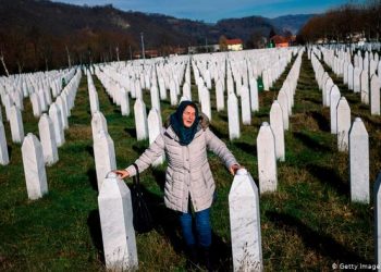 NAKON HANDKEA MOGUĆ JE NOVI GENOCID: Borba za istinu i 25. godina poslije