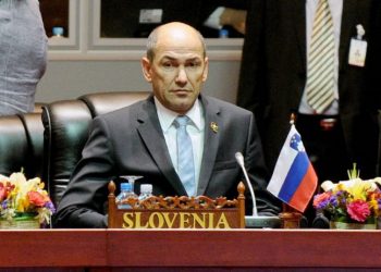 KAKO JE AFERA OKO NABAVKE RESPIRATORA DOVELA DO OSTAVKI DIJELA DRŽAVNOG VRHA: “Pokušaj svrgavanja vlasti” ili velika pronevjera?