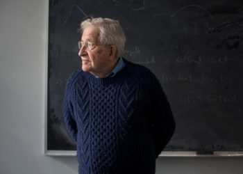ŠTA JE “KULTURA OTKAZIVANJA” Chomsky: Ljevica danas radi isto ono što je desnica radila jučer… isključuje ljude iz javnog života!