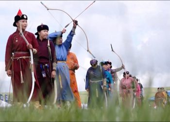 TRADICIJA SLAVNIH PREDAKA: Festival tradicionalnih sportova u Mongoliji održan bez posjetilaca