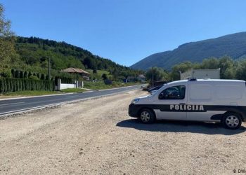 ONI (NI)SU NAŠA BRAĆA: Nehumane političke igre s migrantima u Bosni