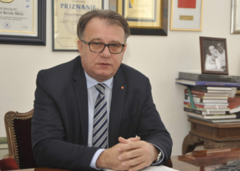 DA ŽELJKO „POZELENI“ OD BIJESA! Nikšić: Ne možete biti malo trudni, tako ni Komšić ne može samo malo biti sa SDA
