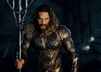 JASON MOMOA OPTUŽUJE: “Ovo mora prestati, tretirani smo kao go***”