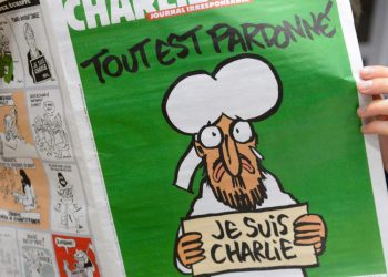 MRŽNJA I BIJES: Charlie Hebdo objavio karikature zbog kojih je bio na meti džihadista