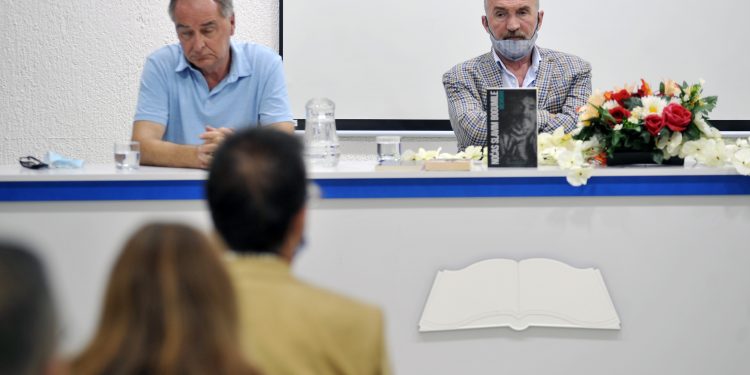 (FOTO+VIDEO) BOGUMILU JE BOSNA SVE! Latić: To što je vrijedilo u politici Alije Izetbegovića bio je njegov bosanski nacionalizam