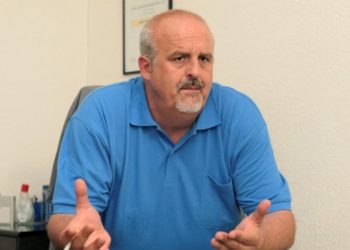 KRADI MUŠKI: Humanista, ili vrhunski mani-lovator