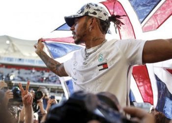 SEDMI NASLOV SVJETSKOG PRVAKA  Hamilton: Osjećam da još imamo puno posla, da smo tek krenuli
