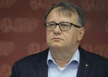 VEŽITE SVOJE LAJAVE BOTOVE, ILI ĆETE BITI VEZANI! Nikšić: Vama se može odgovoriti samo istom mjerom
