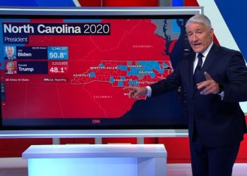“PUŠTA LI CNN JOHN KINGA DA VEČERA”: Novinar koji od utorka stoji pred mapom, jedan od “heroja” američkih izbora