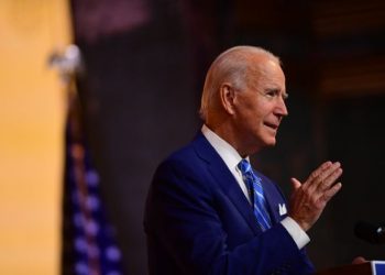 RAZMISLITE O SVOJOJ BUDUĆNOSTI Biden: Na današnji dan slavimo napore mirotvoraca, a žalimo za ubijenim i raseljenim Bosancima