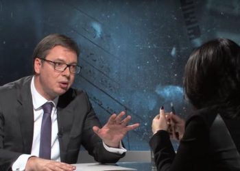 VUČIĆ JE MEDIJSKI FENOMEN: On uspijeva u isto vrijeme biti i reditelj i glavni junak beskonačnog “Realityja Srbija”