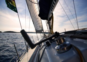OKO SVIJETA:  ‘Bonus’ vrijeme Yannicku Bestavenu donijelo pobjedu na jedriličarskoj utrci Vendée Globe