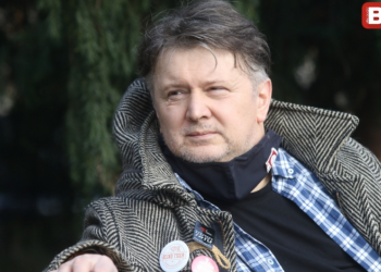 NA MLAĐIMA STRANKE OSTAJU: Otac Safet mu je kumovao imenu SDA, a on je SDP-ovac