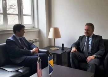 O ČEMU SU RAZGOVARALI NELSON I IZETBEGOVIĆ: O povratku Harisa Silajdžića u politiku?!