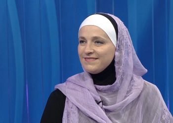 STRANAČKA OSVETA JE SUROVA: Sinu bivše načelnice Visokog uručen otkaz na poslu zbog anti-esdeaovskih komentara na FB