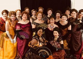 PALM BEACH, FLORIDA Krenula opera na otvorenom, šest hiljada gledalaca uživat će u svjetskim hitovima