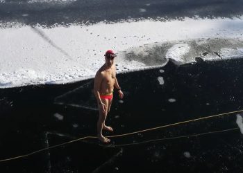 ČUDAN GINISOV REKORD:  David Vencl oborio svjetski rekord u slobodnom ronjenju ispod leda