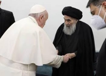 PAPA O SUSRETU SA SISTANIJEM Franjo: Sistanija mi je rekao da su ‘ljudi braća po religiji ili jednaki po stvaranju’.