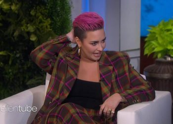 “PREDOZIRALA SAM SE, ISKORISTIO ME I OSTAVIO DA UMREM”: Ispovijest Demi Lovato o teškim trenucima kroz koje je prošla