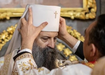 PATRIJARH PORFIRIJE: Čovjek pomirenja ili Vučićev intimus?