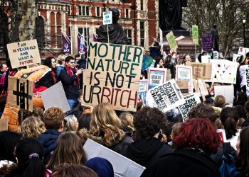 “PETKOM ZA BUDUĆNOST”:  Aktivistički pokret Grete Thunberg u protestu Izrael nazvao ”zemljom apartheida”