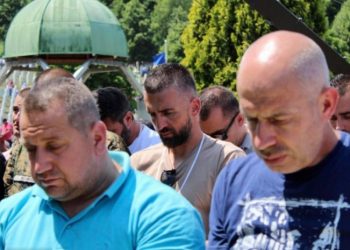 VEDO KLANJAO DŽENAZU U POTOČARIMA Ibišević: Imao sam sreće da nisam bio jedan od tih ljudi…