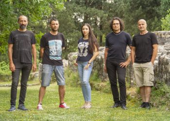 HEJ, DA MI JE, DA ME NIJE:  Omiljeni hercegovački bend Terra Slaves predstavlja novi singl „Planina“ (VIDEO)