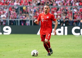 KAKAV LUD TRANSFER: Najzvučnije ime u klubu u ovom stoljeću – Franck Ribery!