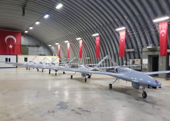 TURSKA RAZVIJA “KAMIKAZU” DRONA:  Uništavat će druge dronove