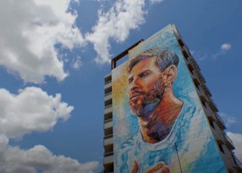 MESSI JE U ARGENTINI NACIONALNI HEROJ:  Velikim muralom umjetnici su mu u Rosariju odali počast