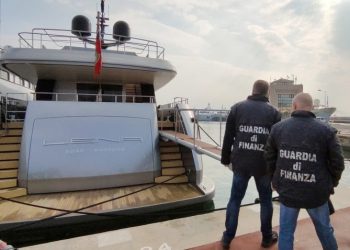 I BOGATI PLAČU: Ruski oligarsi ostali bez dragocjenih igračaka