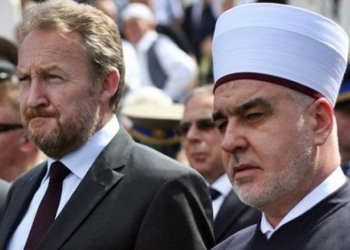ROĐENDAN STRANKE DINASTIČKE AKCIJE (SDA): Niko od potpisnika/osnivača više nije njen član; svi su pomrli ili brutalno odstranjeni iz stranke