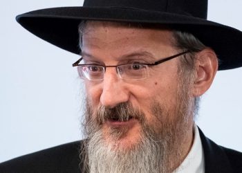 NEOPROSTIVO I SKANDALOZNO:  Glavni ruski rabin traži Lavrova da se ispriča zbog izjave o Hitleru