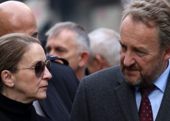 DENIS JE VELIKI CHALLENGE ZA BAKIRA: Bračni par Izetbegović se rotira, ONA postaje ON?!