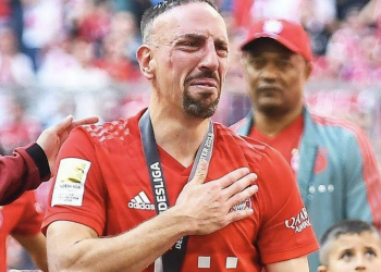 SLAVNI RIBERY VJEŠA KOPAČKE O KLIN: Svoju odluku bi uskoro trebao i službeno objaviti