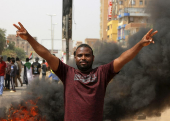 SUDANSKA NEDOVRŠENA DEMOKRATIJA Gill:  Nastupa novo doba revolucije 2019.