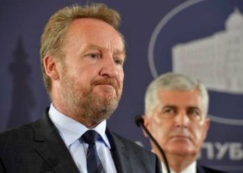 KO ĆE VLADATI DRŽAVOM I FEDERACIJOM: Svi reflektori iz Sarajeva usmjereni su prema jednom čovjeku